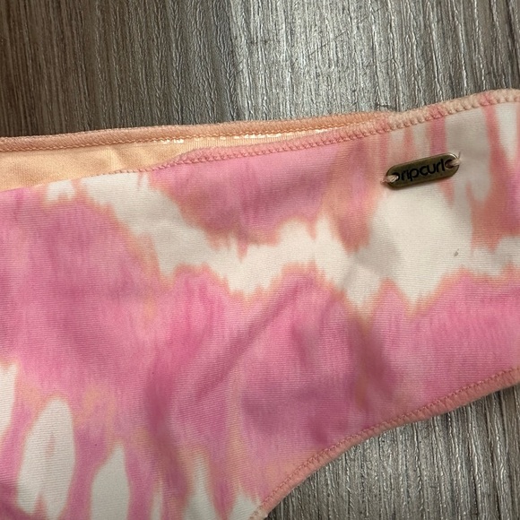 Rip Curl Pink and Cream Bikini Bottom Large NWT - Picture 1 of 5